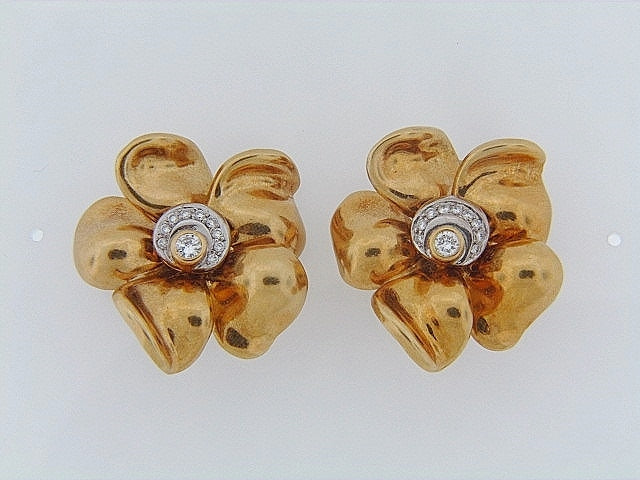 18K-YG FLOWER DIAMOND EARRINGS