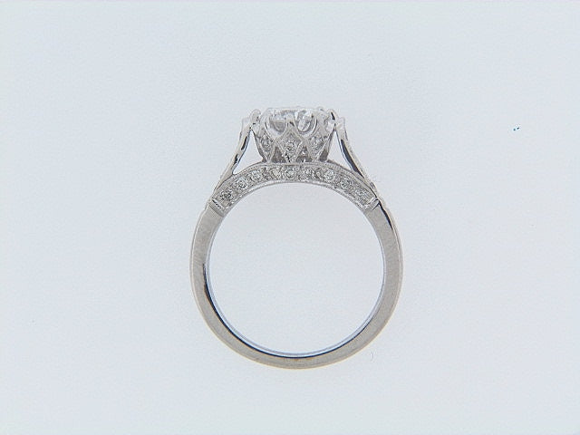 18K-WG ANTIQUE STYLE DIAMOND SOLITAIRE RING