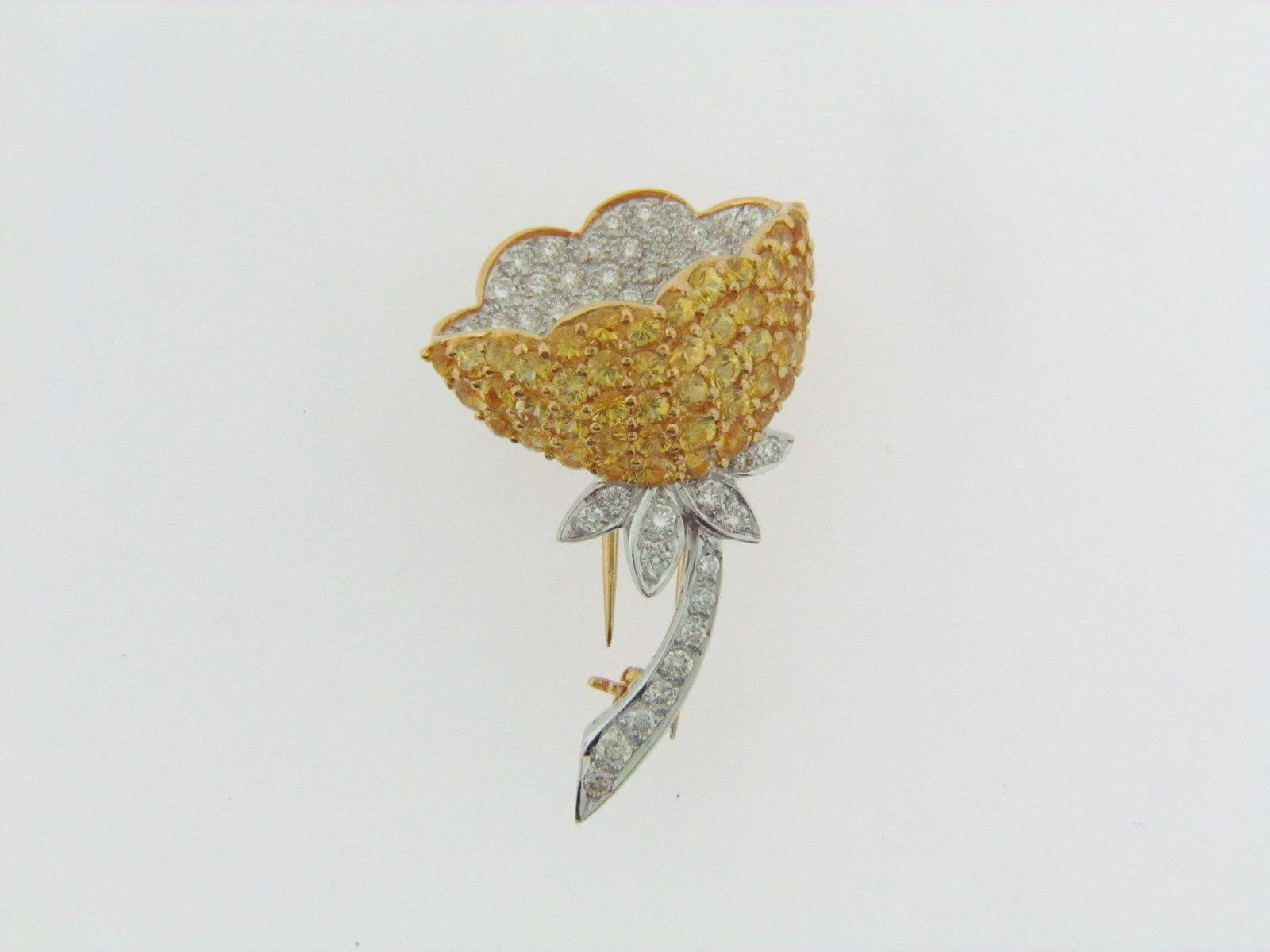 18 Karat White Gold Diamond Spider Brooch Pin - Upper-Luxury
