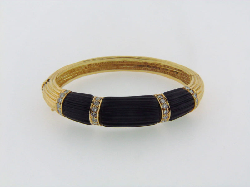 18K YELLOW GOLD BLACK ONYX AND DIAMOND BANGLE BRACELET | 18 Karat Appraisers | Beverly Hills, CA | Fine Jewelry