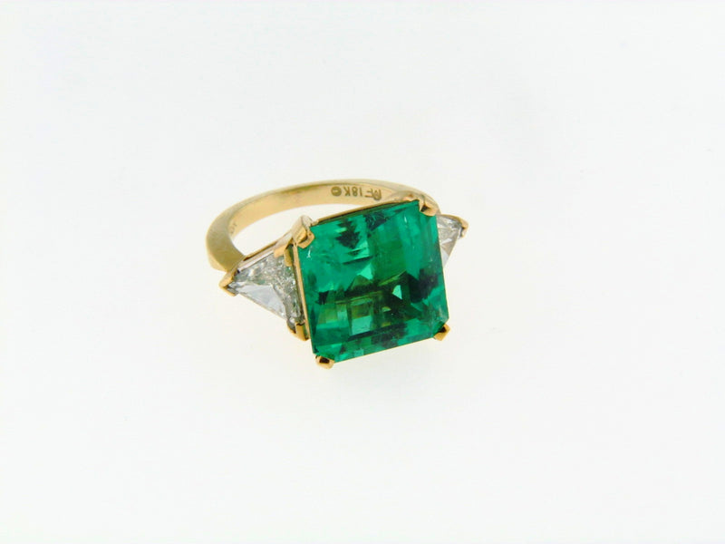 18K Yellow Gold Emerald and Diamond Ring | 18 Karat Appraisers | Beverly Hills, CA | Fine Jewelry