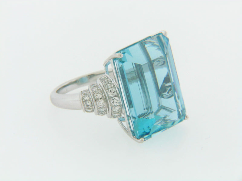 18K WHITE GOLD AQUAMARINE AND DIAMOND RING | 18 Karat Appraisers | Beverly Hills, CA | Fine Jewelry