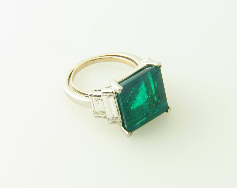 Platinum, Emerald and Diamond Ring | 18 Karat Appraisers | Beverly Hills, CA | Fine Jewelry