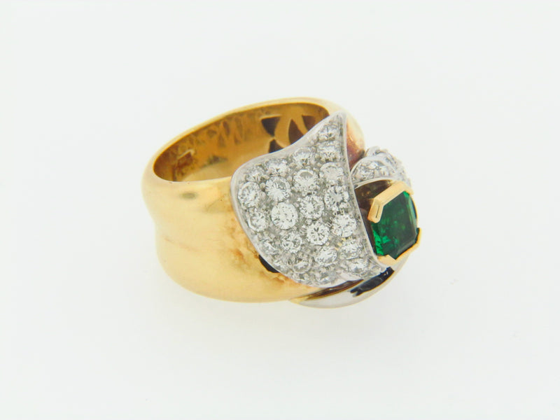 18K YELLOW GOLD EMERALD AND DIAMOND RING | 18 Karat Appraisers | Beverly Hills, CA | Fine Jewelry