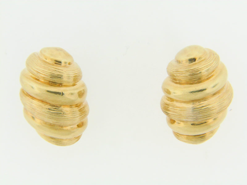 18K YELLOW GOLD SHELL EARCLIPS BY "HENRY DUNAY" | 18 Karat Appraisers | Beverly Hills, CA | Fine Jewelry