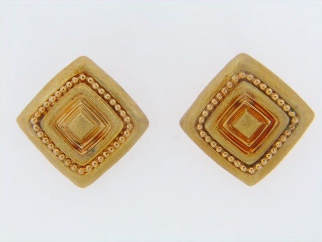 18K-YG HAMMERED / TEXTURED SQUARE EARRINGS