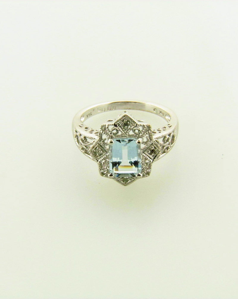 14K White Gold Aquamarine and Diamond Ring | 18 Karat Appraisers | Beverly Hills, CA | Fine Jewelry