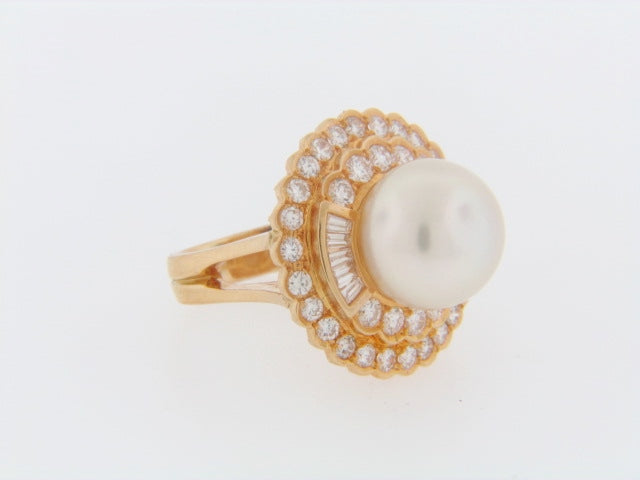 18K-YG SOUTH SEA PEARL AND DIAMOND RING