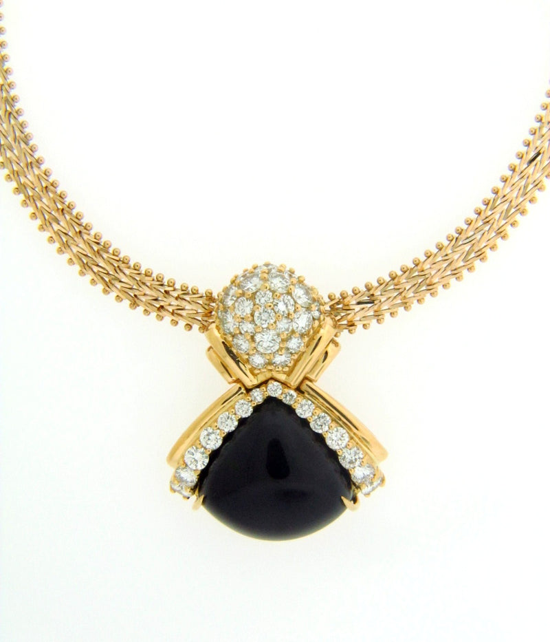 18K Yellow Gold Diamond and black Onyx Pendant | 18 Karat Appraisers | Beverly Hills, CA | Fine Jewelry