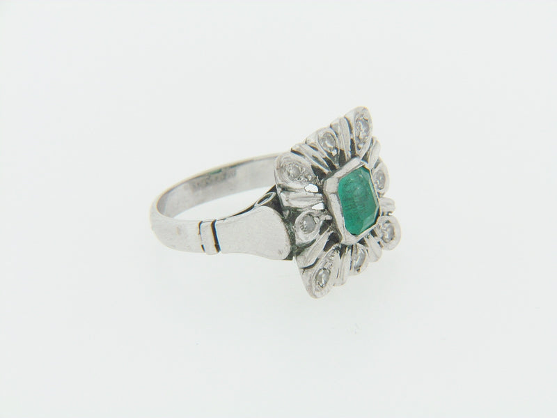 14K WHITE GOLD EMERALD AND DIAMOND RING | 18 Karat Appraisers | Beverly Hills, CA | Fine Jewelry