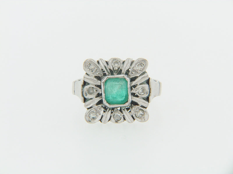 14K WHITE GOLD EMERALD AND DIAMOND RING | 18 Karat Appraisers | Beverly Hills, CA | Fine Jewelry