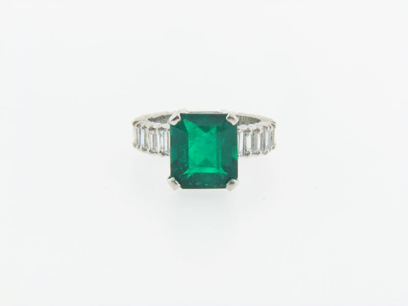 PLATINUM EMERALD AND DIAMOND RING | 18 Karat Appraisers | Beverly Hills, CA | Fine Jewelry