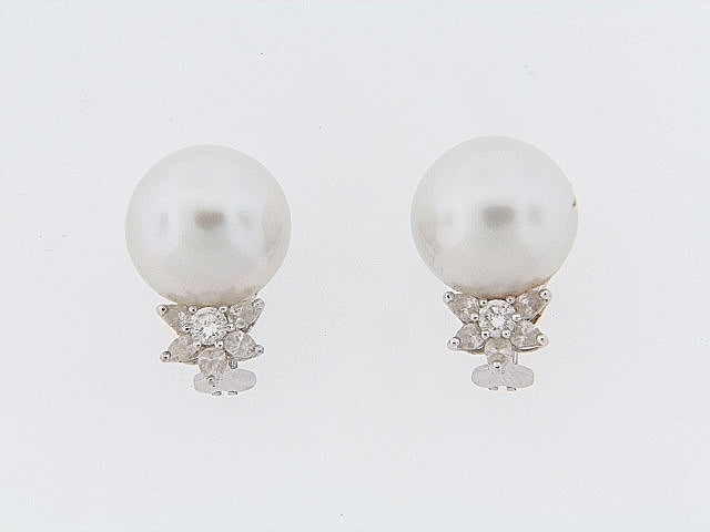 PLATINUM PEARL AND DIAMOND EARCLIPS | 18 Karat Appraisers | Beverly Hills, CA | Fine Jewelry