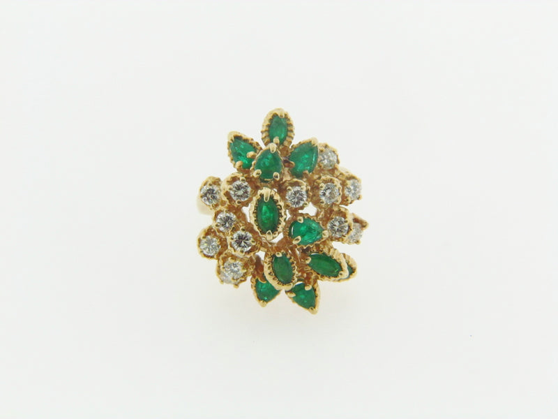 18K-YG EMERALD AND DIAMOND RING