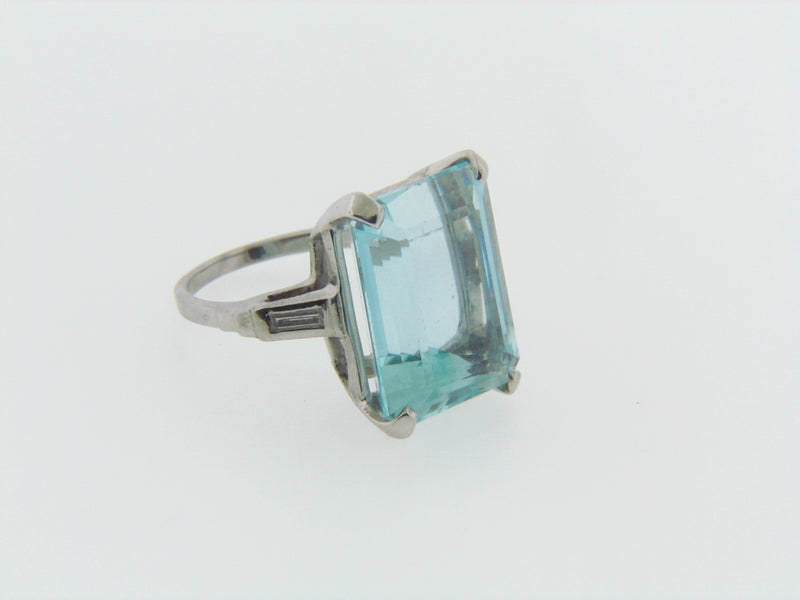 14K WHITE GOLD AQUAMARINE AND DIAMOND RING | 18 Karat Appraisers | Beverly Hills, CA | Fine Jewelry