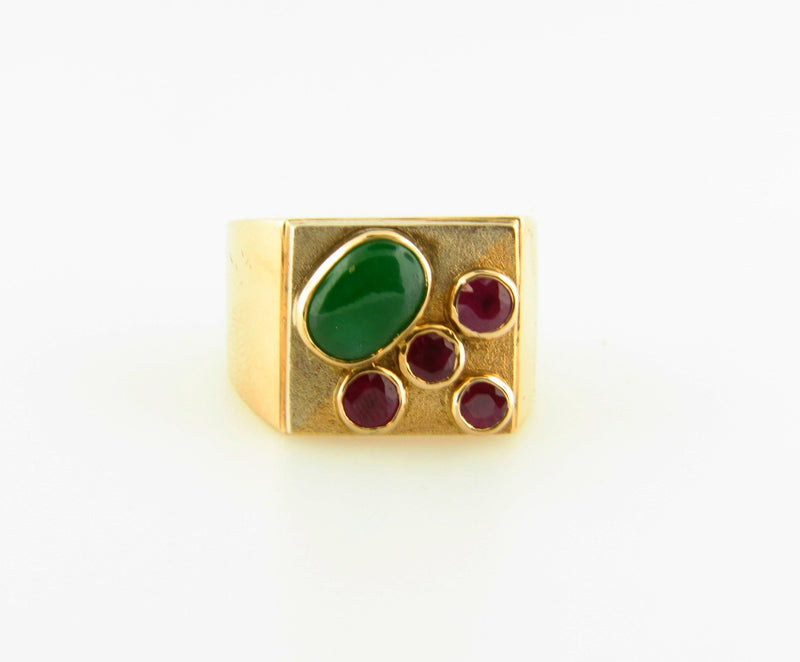 18K Yellow Gold, Jade and Ruby Ring | 18 Karat Appraisers | Beverly Hills, CA | Fine Jewelry