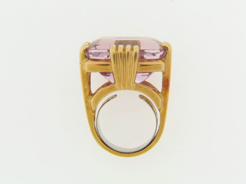 18K YELLOW GOLD KUNZITE RING BY "GUMPS" | 18 Karat Appraisers | Beverly Hills, CA | Fine Jewelry