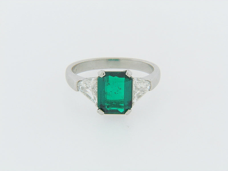 PLATINUM COLOMBIAN EMERALD AND DIAMOND RING | 18 Karat Appraisers | Beverly Hills, CA | Fine Jewelry