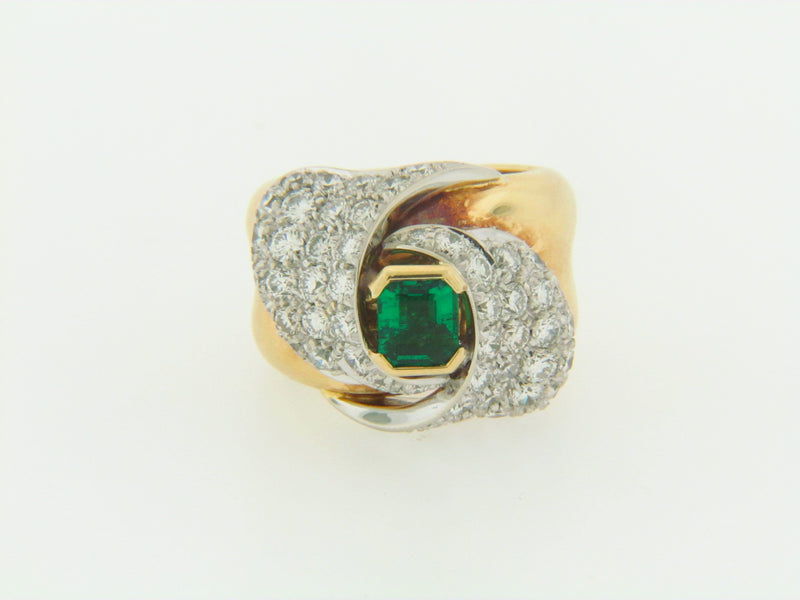 18K YELLOW GOLD EMERALD AND DIAMOND RING | 18 Karat Appraisers | Beverly Hills, CA | Fine Jewelry