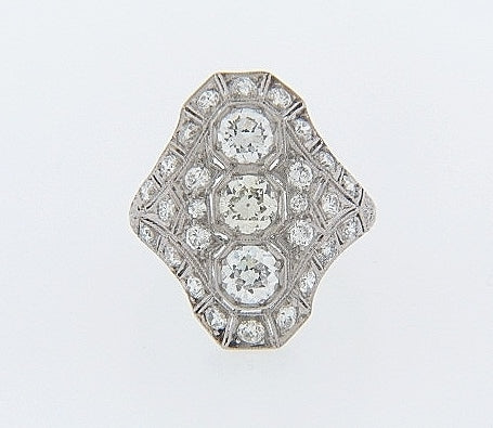 PLATINUM DIAMOND FILIGREE RING | 18 Karat Appraisers | Beverly Hills, CA | Fine Jewelry