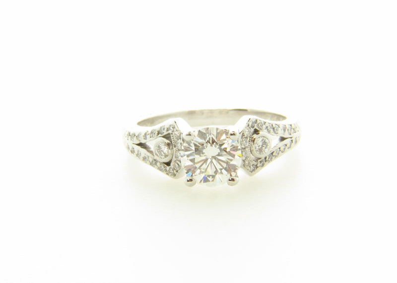 Platinum Diamond Solitaire Ring | 18 Karat Appraisers | Beverly Hills, CA | Fine Jewelry